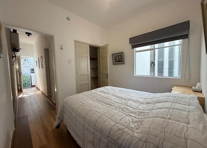 Napoles Clasico Homestay
